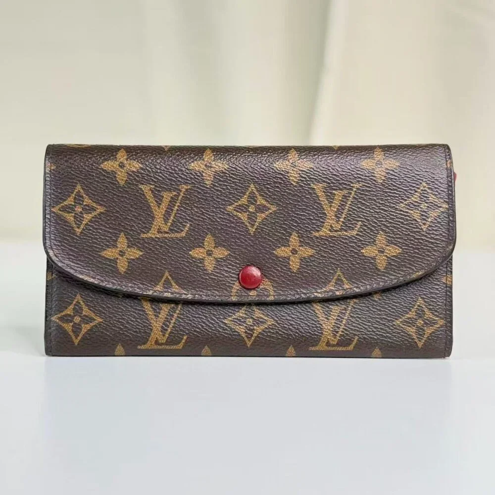 Louis Vuitton Monogram Canvas Wallet with Classic LV Logo Design